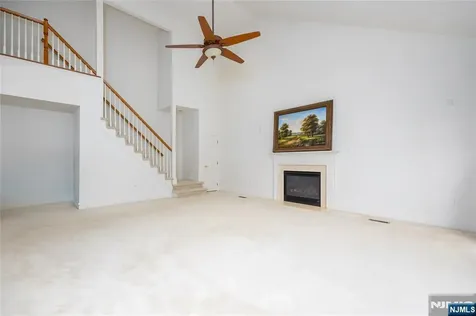 8 Overlook Drive Riverdale Borough NJ 07457