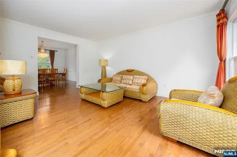 8 Overlook Drive Riverdale Borough NJ 07457