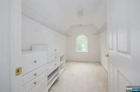8 Overlook Drive Riverdale Borough NJ 07457
