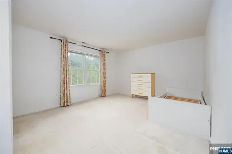 8 Overlook Drive Riverdale Borough NJ 07457