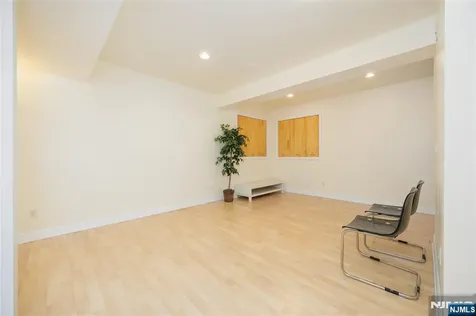 8 Overlook Drive Riverdale Borough NJ 07457