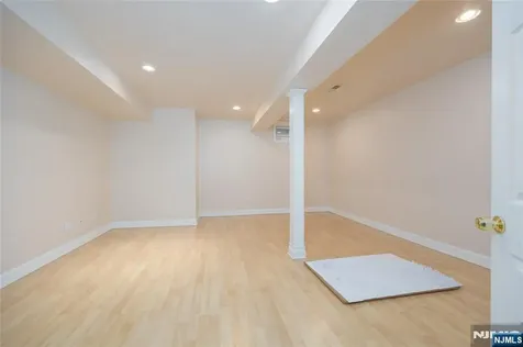 8 Overlook Drive Riverdale Borough NJ 07457