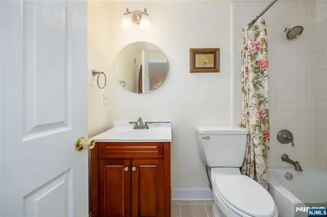 8 Overlook Drive Riverdale Borough NJ 07457