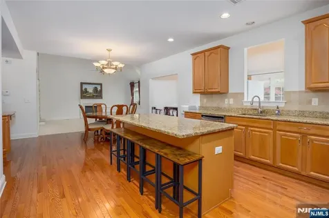 8 Overlook Drive Riverdale Borough NJ 07457