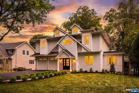14 Beechwood Road Ho-Ho-Kus NJ 07423