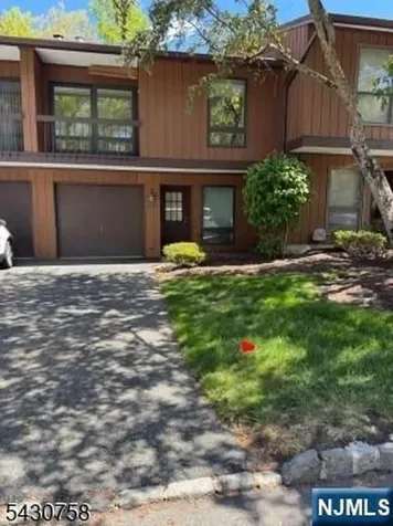 1065 Treetops Wharton Borough NJ 07885