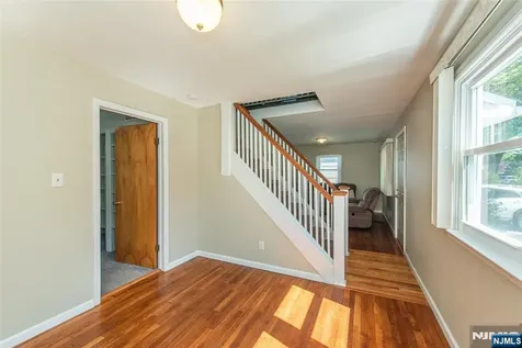 47 Burnside Place Wanaque NJ 07420