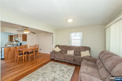 47 Burnside Place Wanaque NJ 07420
