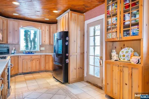 1635 Union Valley Road West Milford NJ 07480