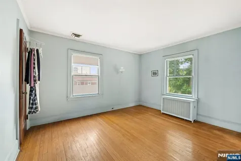 819 Roanoke Avenue Elizabeth NJ 07208
