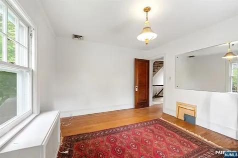 819 Roanoke Avenue Elizabeth NJ 07208
