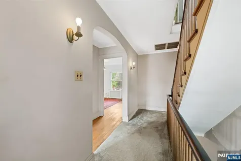 819 Roanoke Avenue Elizabeth NJ 07208