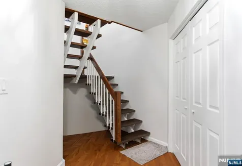 831 Harmon Cove Tower Secaucus NJ 07094