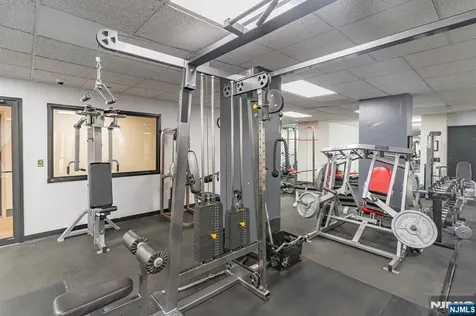 831 Harmon Cove Tower Secaucus NJ 07094
