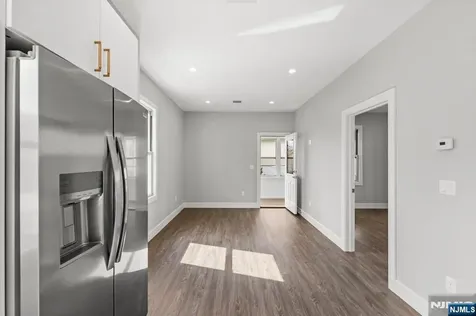 59 Locust Avenue Wallington NJ 07057