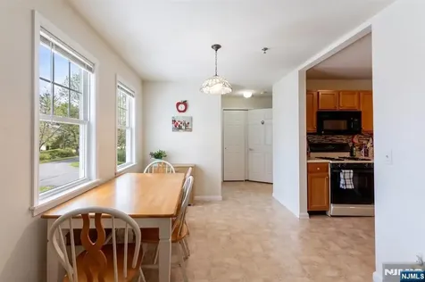81 Park Edge Berkeley Heights NJ 07922
