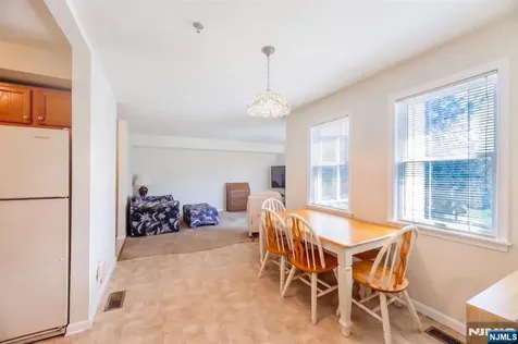 81 Park Edge Berkeley Heights NJ 07922