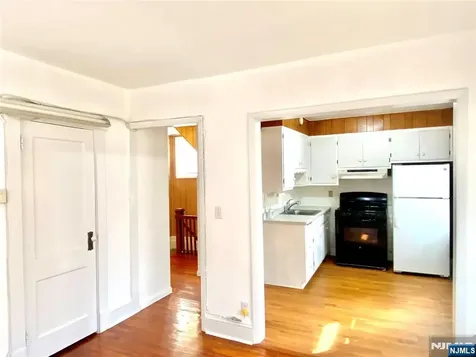 264 4th Street Palisades Park NJ 07650