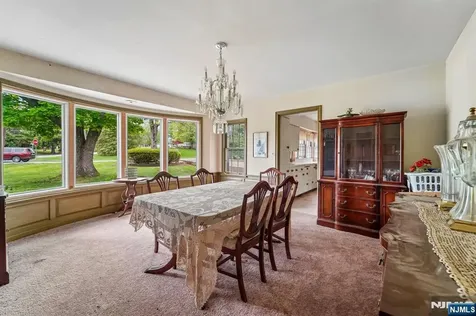 6 Saw Mill Road North Haledon NJ 07508