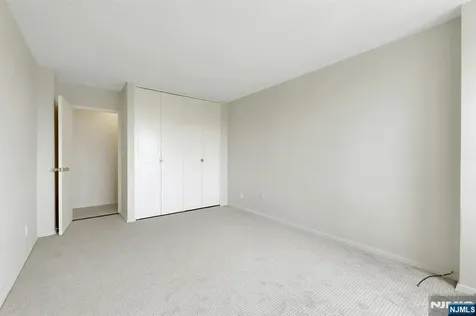 2000 Linwood Fort Lee NJ 07024