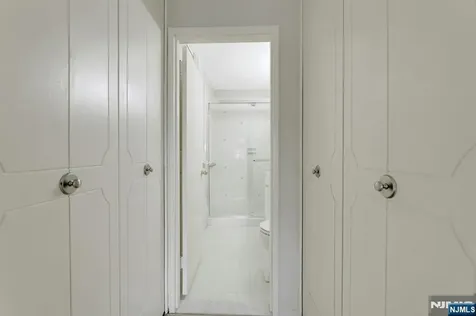 2000 Linwood Fort Lee NJ 07024