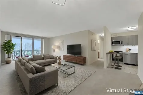2000 Linwood Fort Lee NJ 07024