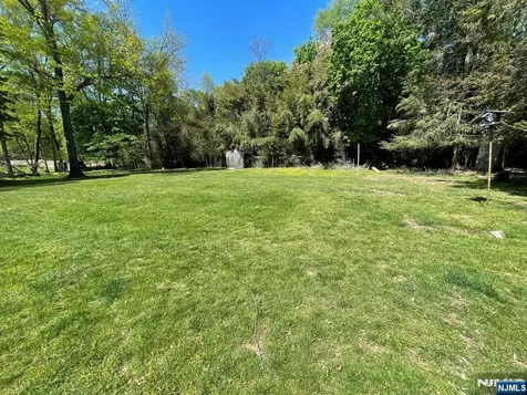 1027 Westwood Avenue Old Tappan NJ 07675