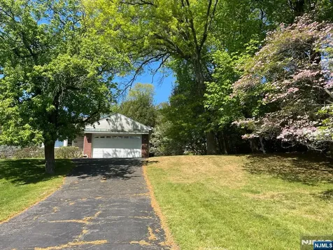 1027 Westwood Avenue Old Tappan NJ 07675