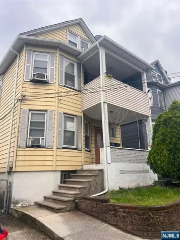 88 Genessee Avenue Paterson NJ 07503