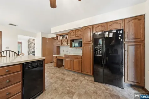 621 Bloomfield Avenue Nutley NJ 07110