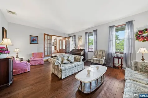 621 Bloomfield Avenue Nutley NJ 07110
