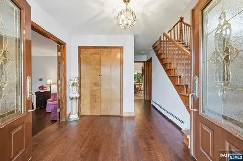 621 Bloomfield Avenue Nutley NJ 07110