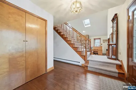 621 Bloomfield Avenue Nutley NJ 07110
