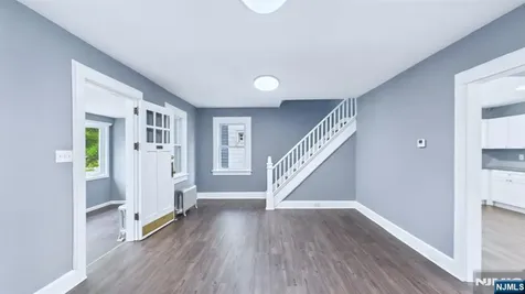 71 Leslie Street East Orange NJ 07017
