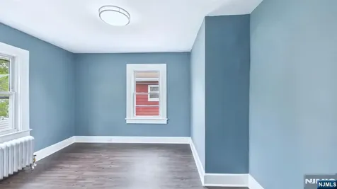 71 Leslie Street East Orange NJ 07017