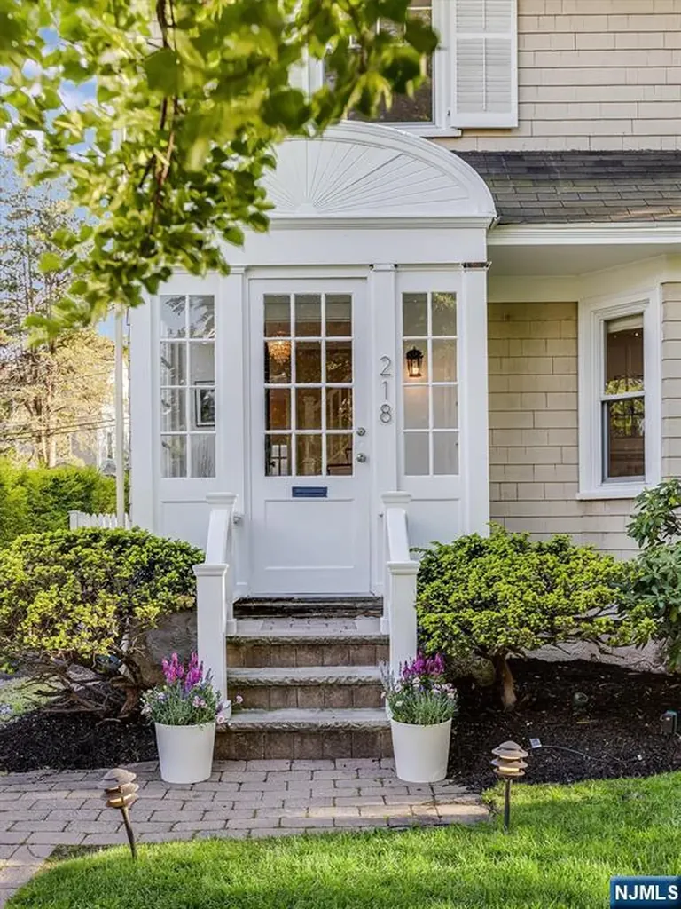 218 Inwood Avenue Montclair NJ 07043