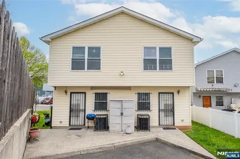 447-451 9th Street Newark NJ 07103