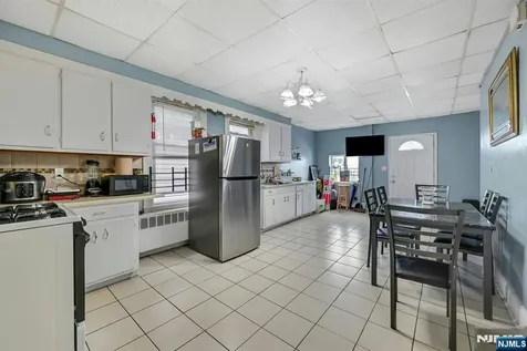 225 Palmer Street Elizabeth NJ 07202