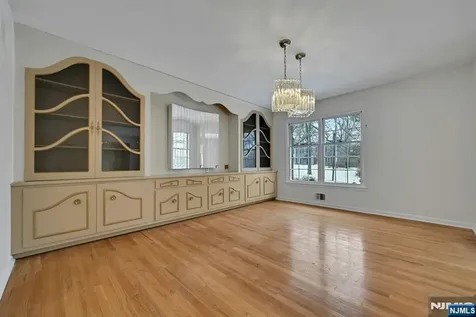229 Allison Court Englewood NJ 07631