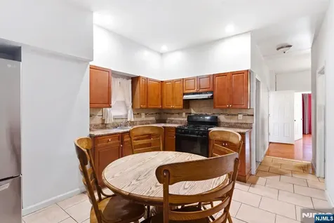 161 Seaview Avenue Jersey City NJ 07305