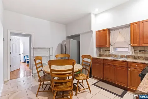 161 Seaview Avenue Jersey City NJ 07305