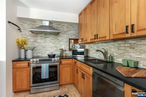 1 Claridge Drive Verona NJ 07044