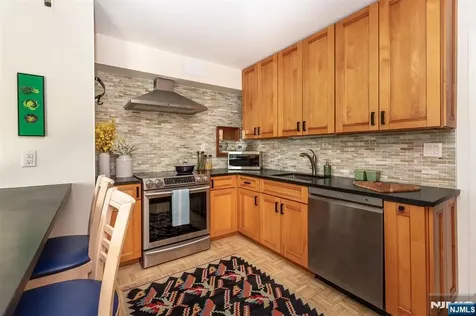 1 Claridge Drive Verona NJ 07044