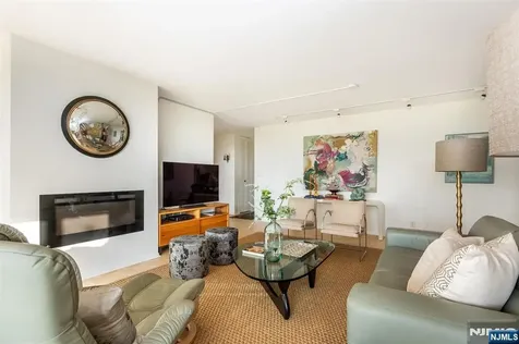 1 Claridge Drive Verona NJ 07044