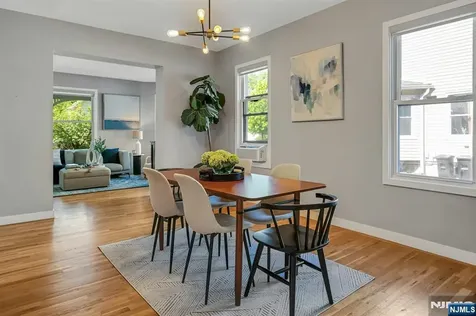 18 Gardiner Place Montclair NJ 07042