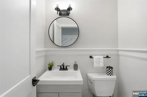 219 W Saddle River Road Saddle River NJ 07458