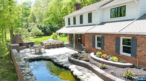 219 W Saddle River Road Saddle River NJ 07458