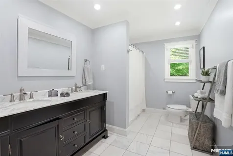 219 W Saddle River Road Saddle River NJ 07458