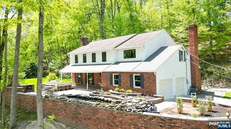 219 W Saddle River Road Saddle River NJ 07458