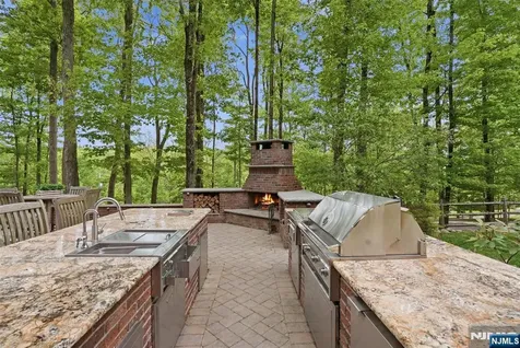 219 W Saddle River Road Saddle River NJ 07458